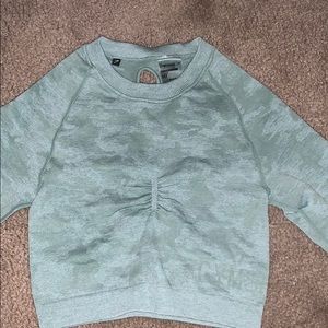 COPY - Gymshark camo seamless long sleeve crop top.